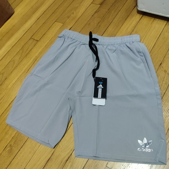 COPY - Brand New Adidas Original Mens gray Shorts - Picture 2 of 6